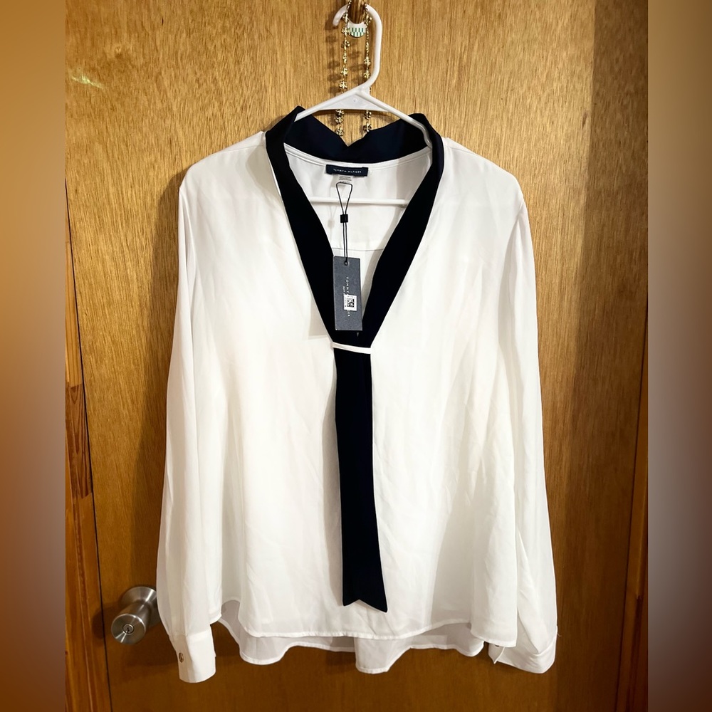 Tommy Hilfiger shirt for WomenWhite New With Tags Size XL